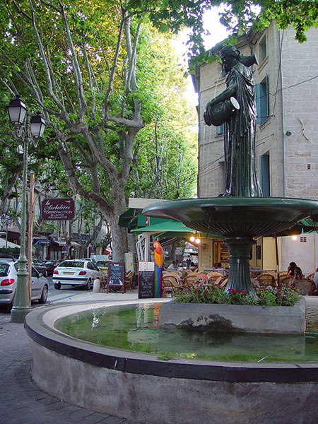 the fountain-one of many-on Uzes' circular boulevard