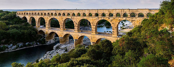 the aqueduct spans the gardon river